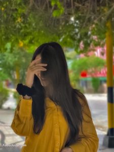 Stylish DP For Girls